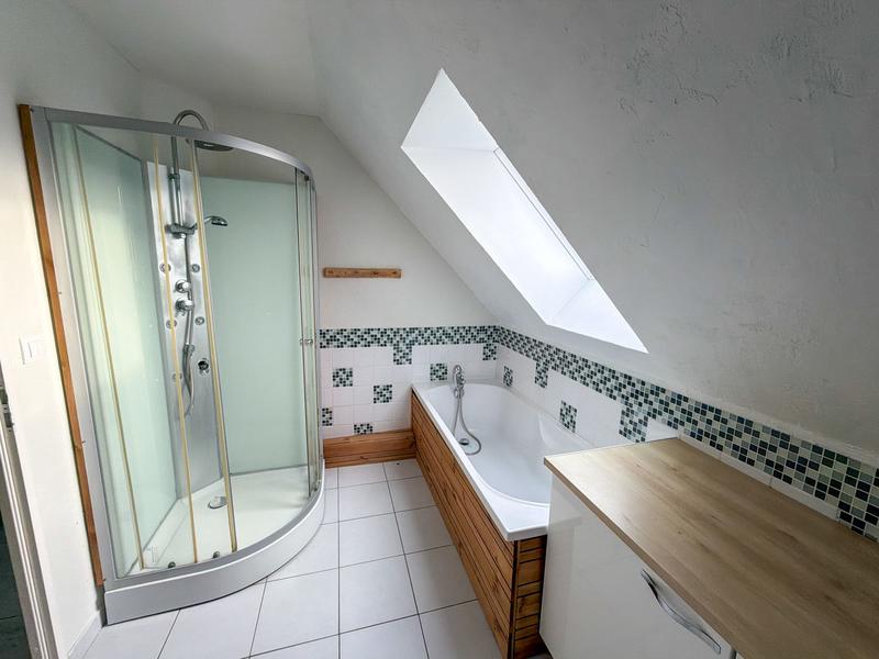 Maison - 140 m² - 6 pièces