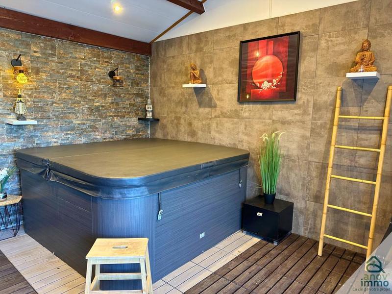 Villa - 141 m² - 7 pièces