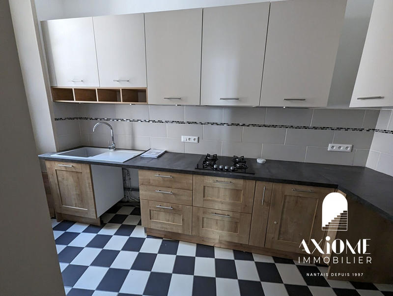 Appartement - 112 m² - 3 pièces