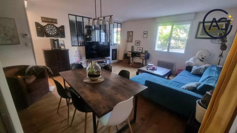 Appartement - 83 m² - 4 pièces