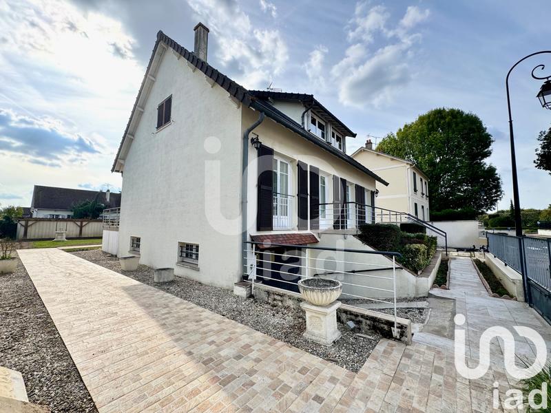 Maison - 145 m² - 7 pièces