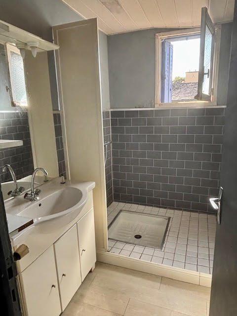 Maison - 80 m² - 5 pièces