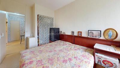 Appartement - 80 m² - 5 pièces