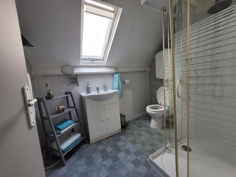 Propriété - 241 m² - 11 pièces