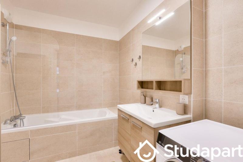 Chambre - 9 m² - 1 pièce