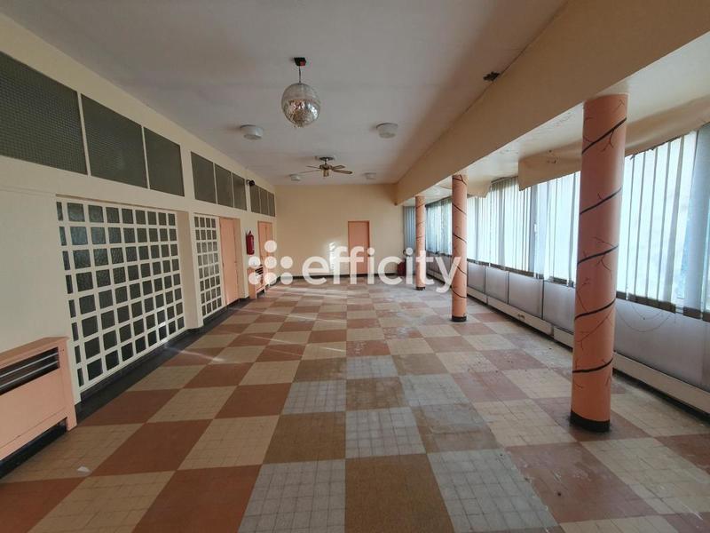 Bureau - 270 m² - 8 pièces