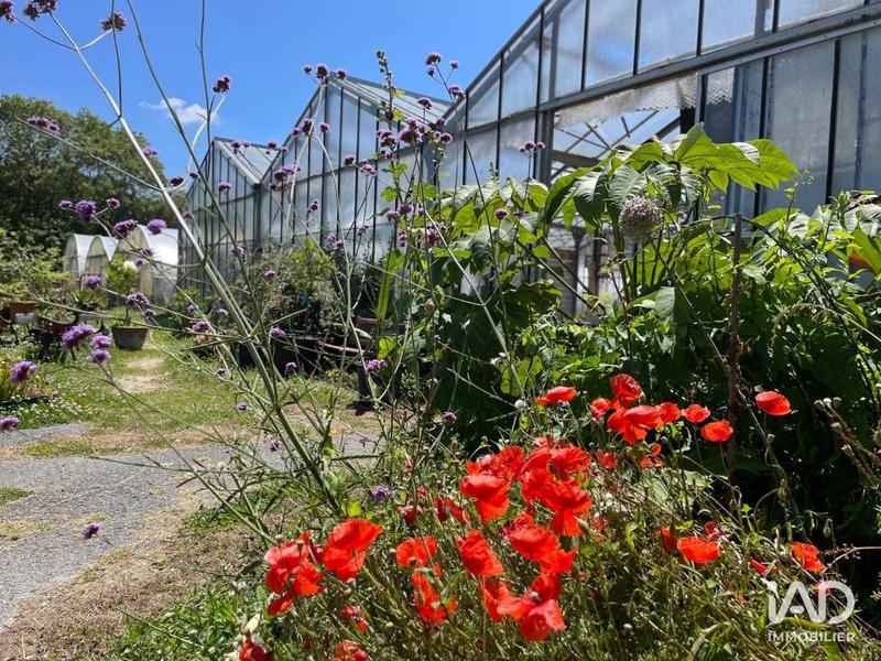 Local commercial - 30 000 m²