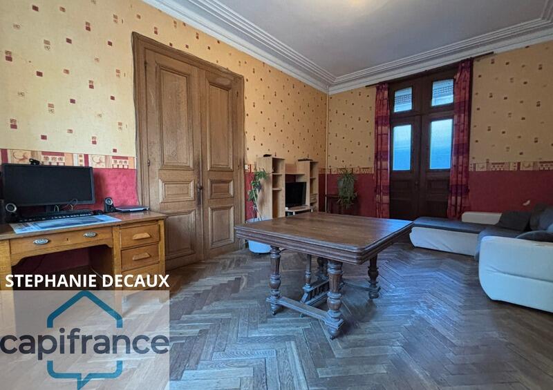 Maison - 185 m² - 8 pièces