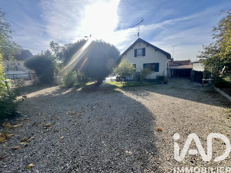 Maison - 98 m² - 5 pièces