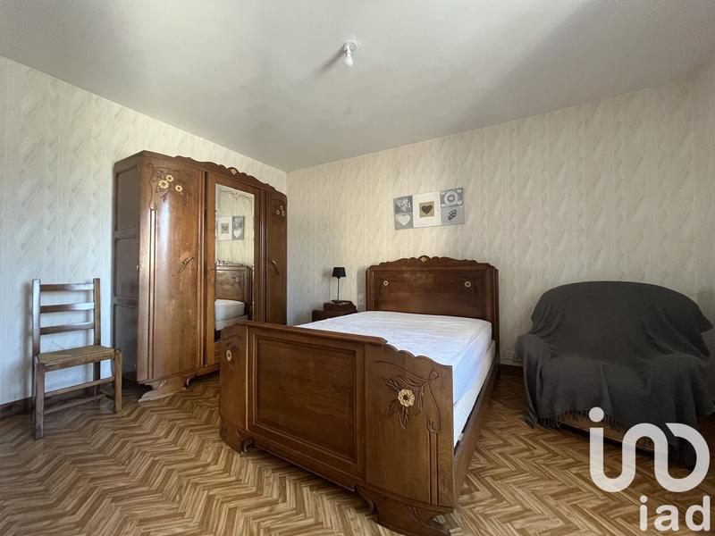 Maison - 233 m² - 6 pièces