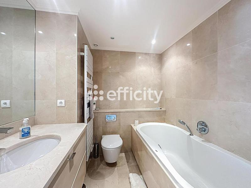 Appartement - 132 m² - 3 pièces