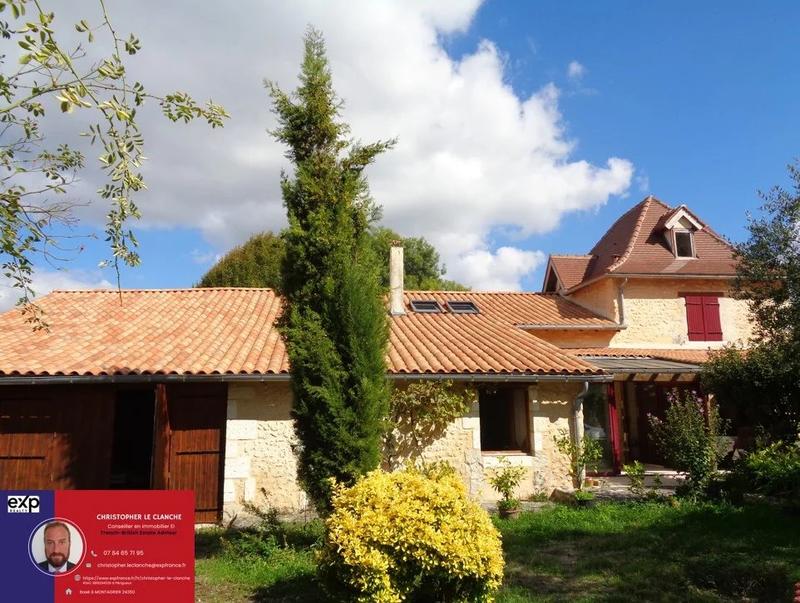 Demeure - 232 m² - 8 pièces