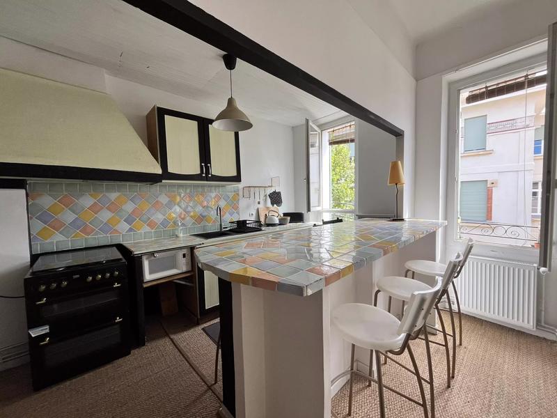 Appartement - 65 m² - 2 pièces