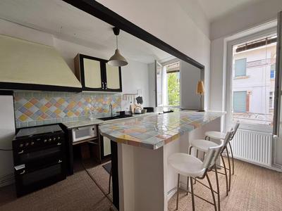 Appartement - 65 m² - 2 pièces