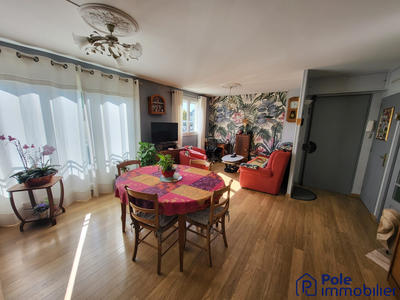 Appartement - 65 m² - 3 pièces