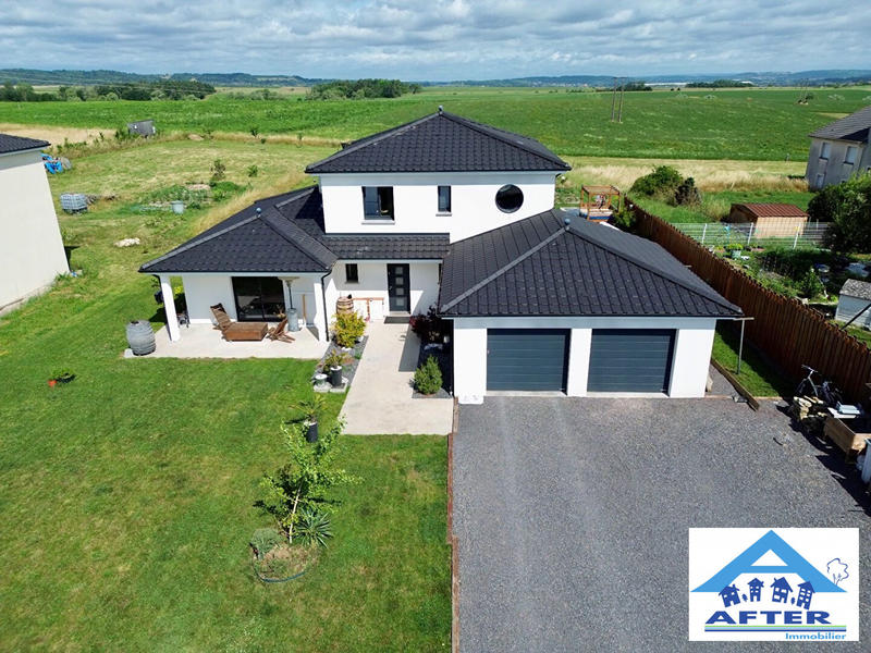 Maison - 193 m² - 7 pièces