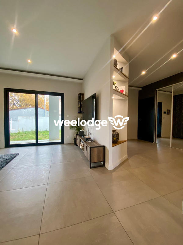 Maison - 165 m² - 6 pièces