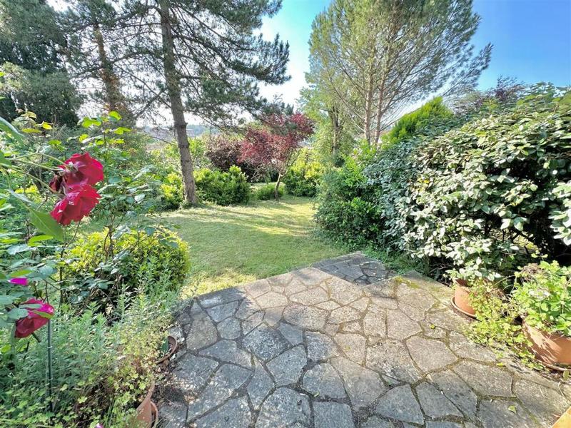 Maison - 185 m² - 6 pièces