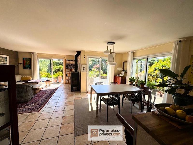 Maison - 138 m² - 6 pièces