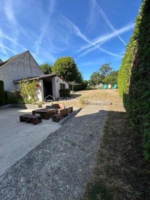 Maison - 95 m² - 5 pièces