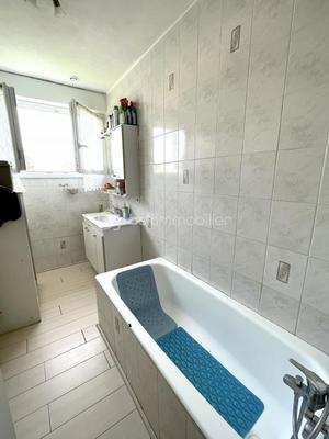 Maison traditionnelle - 146 m² - 6 pièces