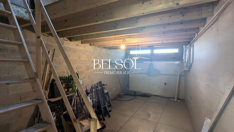 Maison traditionnelle - 144 m² - 5 pièces