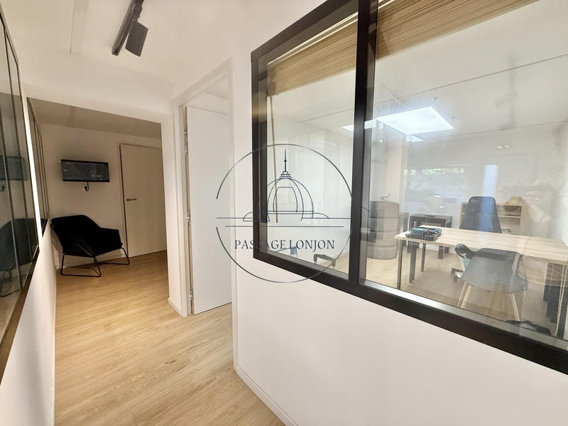 Bureau - 63 m² - 4 pièces