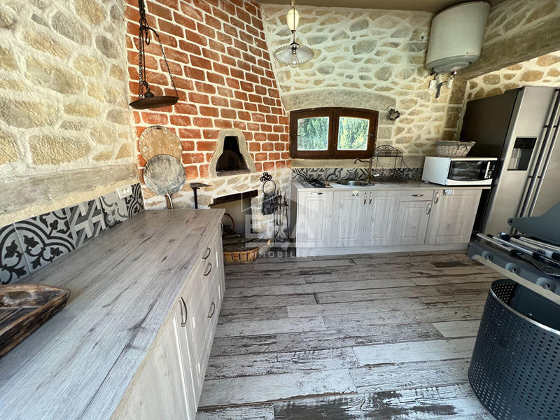 Maison - 188 m² - 5 pièces