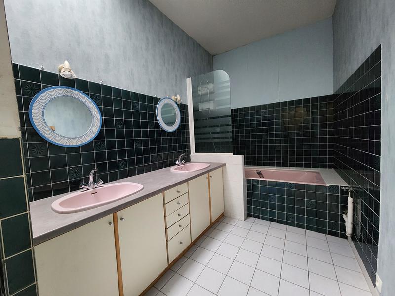 Maison de ville - 127 m² - 5 pièces