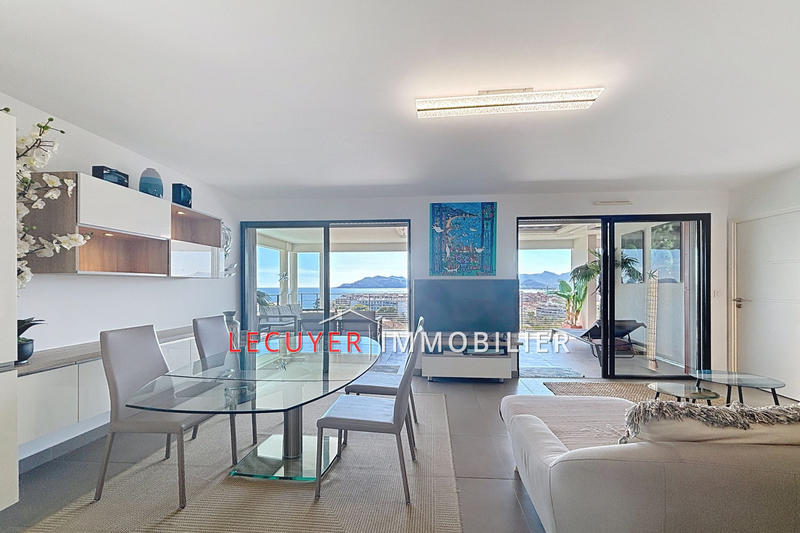 Appartement - 83 m² - 4 pièces