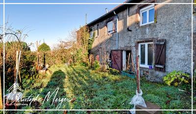 Maison - 220 m² - 7 pièces