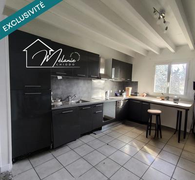 Maison - 299 m² - 11 pièces
