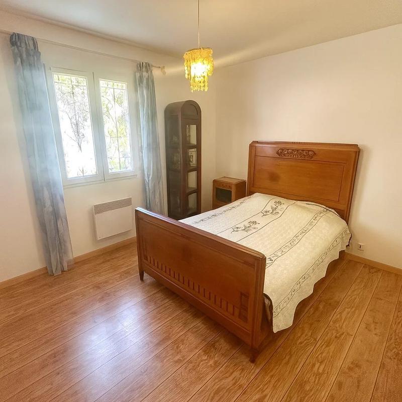 Villa - 100 m² - 6 pièces