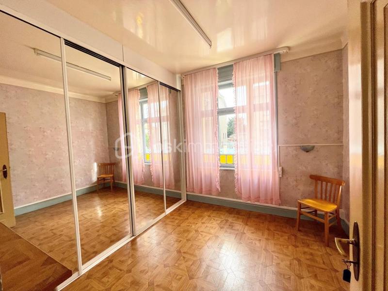 Maison de ville - 127 m² - 9 pièces