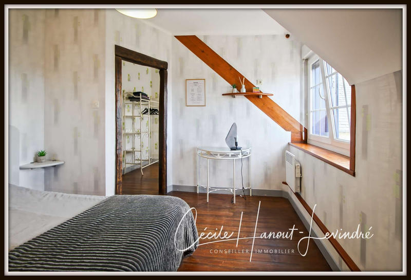 Maison - 430 m² - 18 pièces