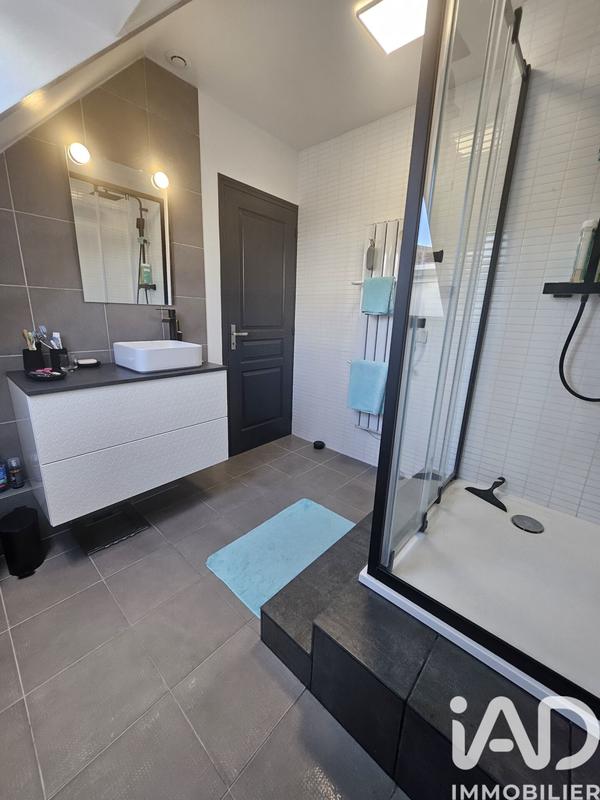 Maison - 130 m² - 6 pièces