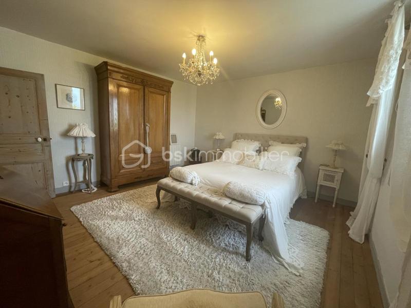 Demeure - 153 m² - 4 pièces