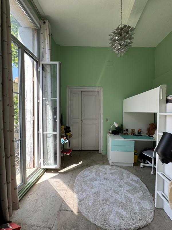 Appartement ancien - 110 m² - 4 pièces