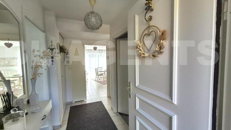 Maison - 122 m² - 6 pièces