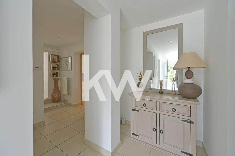 Villa - 143 m² - 4 pièces