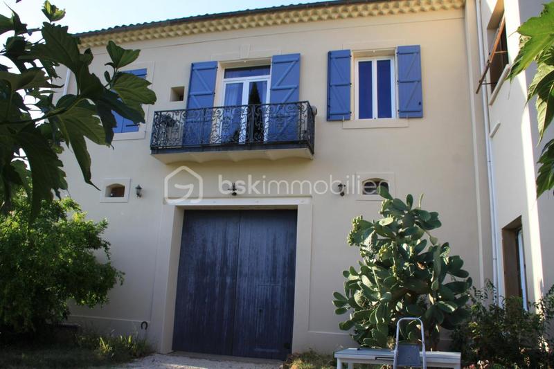 Maison - 350 m² - 15 pièces