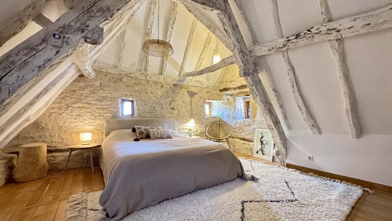 Corps de ferme - 250 m² - 11 pièces