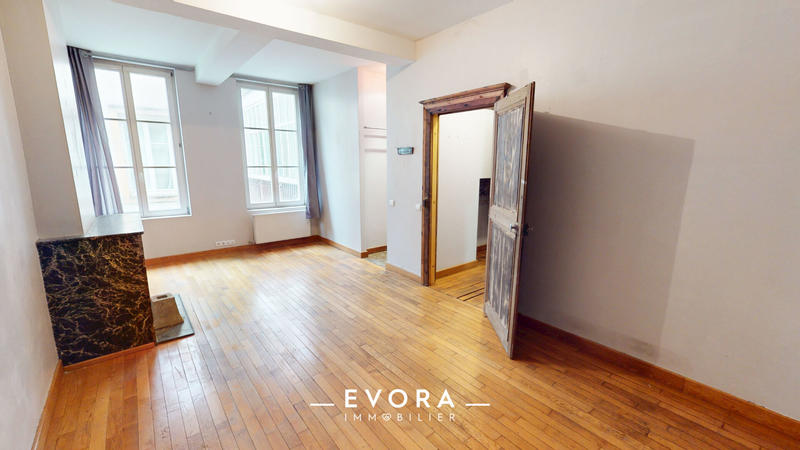 Appartement - 105 m² - 4 pièces