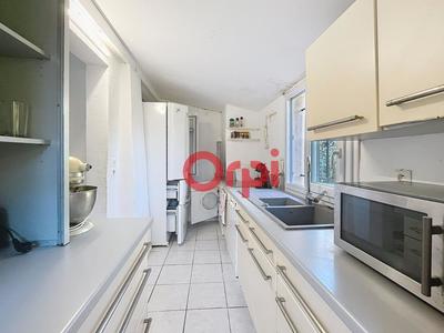 Appartement - 67 m² - 2 pièces