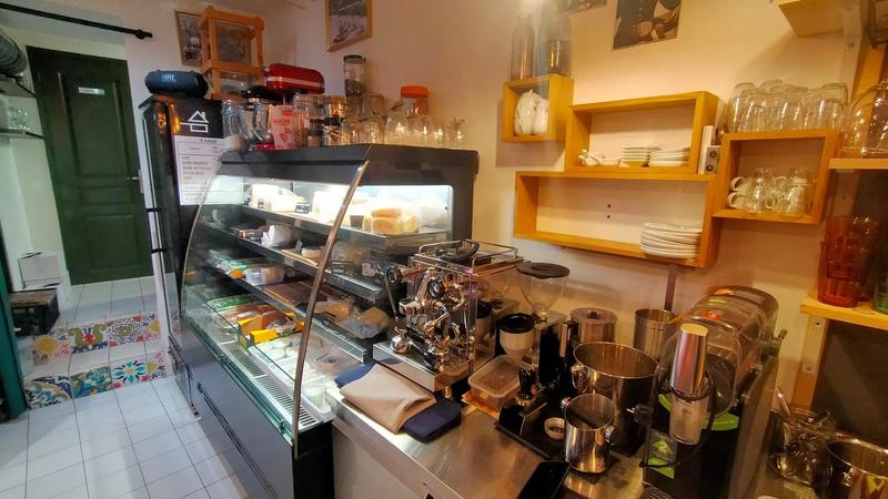 Local commercial - 59 m² - 4 pièces