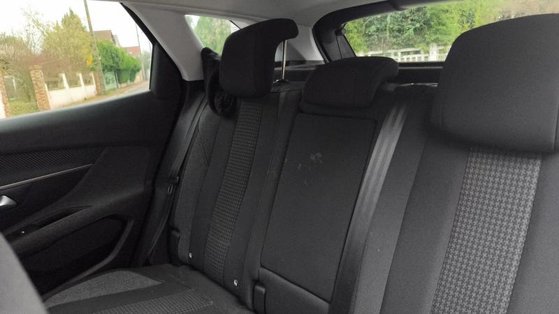 Peugeot 3008 1.5 BlueHDi 130 Eat8 Active Business