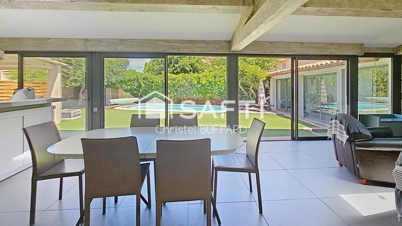 Maison - 110 m² - 5 pièces