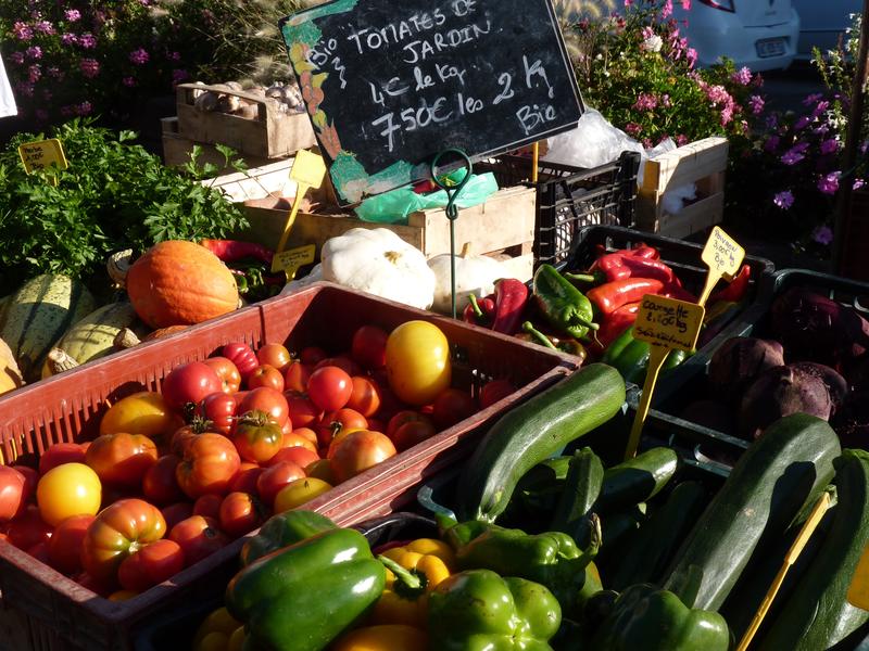 Marché éco-responsable et pêcheurs
