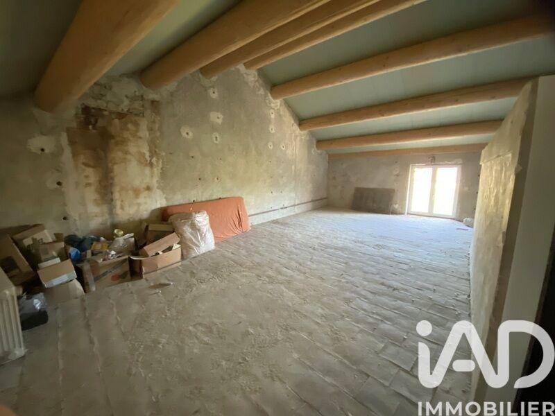 Maison - 234 m² - 7 pièces