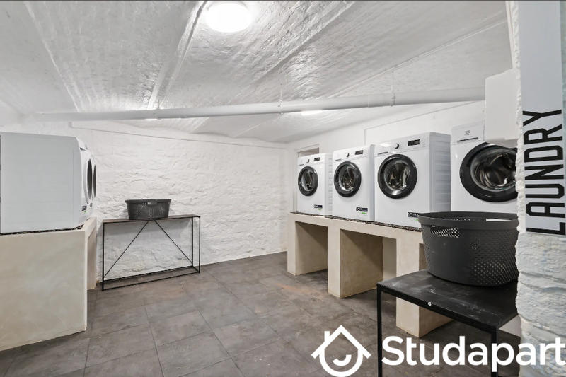 Chambre - 13 m² - 1 pièce